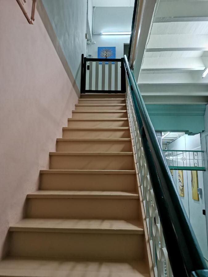 G Fortune Guest House Victoria Green George Town Eksteriør bilde