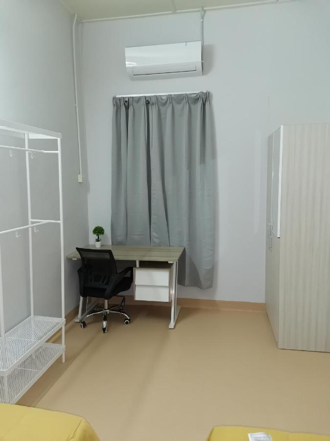 G Fortune Guest House Victoria Green George Town Eksteriør bilde