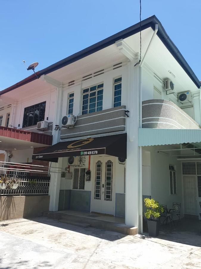 G Fortune Guest House Victoria Green George Town Eksteriør bilde
